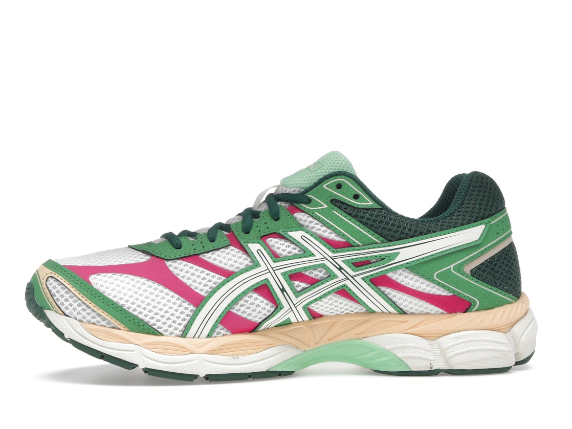 Vue 18 de ASICS Gel-Cumulus 16 Green Cream Ivory