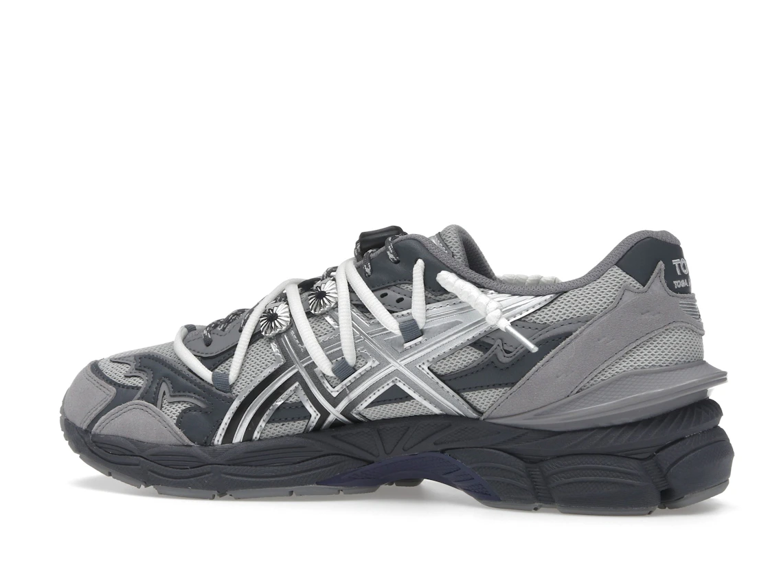 Vue 21 de ASICS Gel-Cumulus 16 TOGA Grey Black Pure Silver