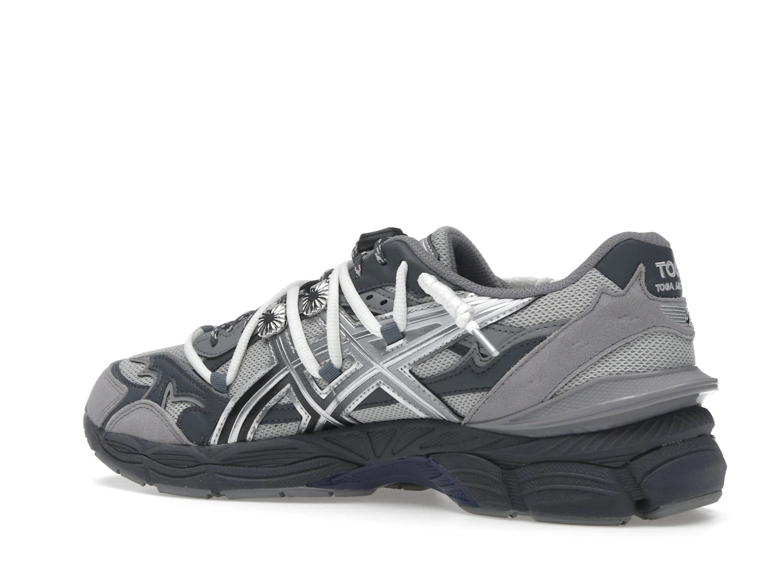 Vue 22 de ASICS Gel-Cumulus 16 TOGA Grey Black Pure Silver