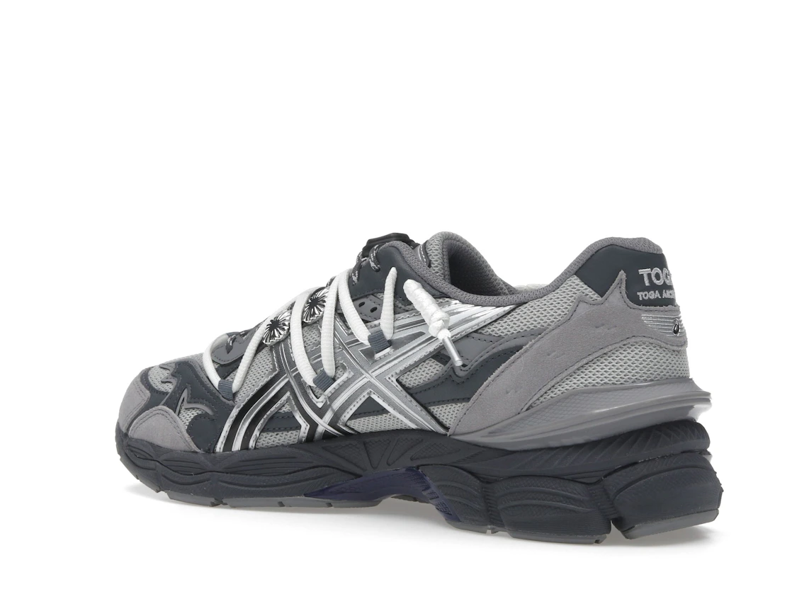Vue 23 de ASICS Gel-Cumulus 16 TOGA Grey Black Pure Silver