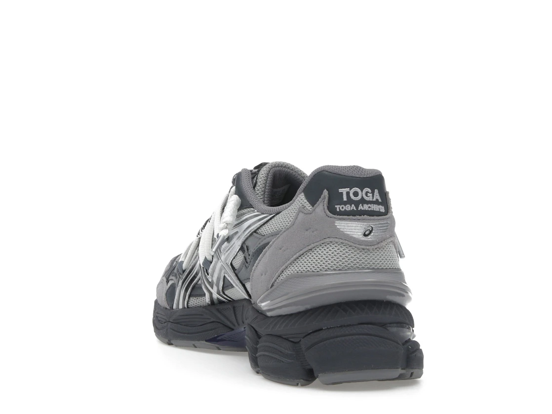 Vue 26 de ASICS Gel-Cumulus 16 TOGA Grey Black Pure Silver