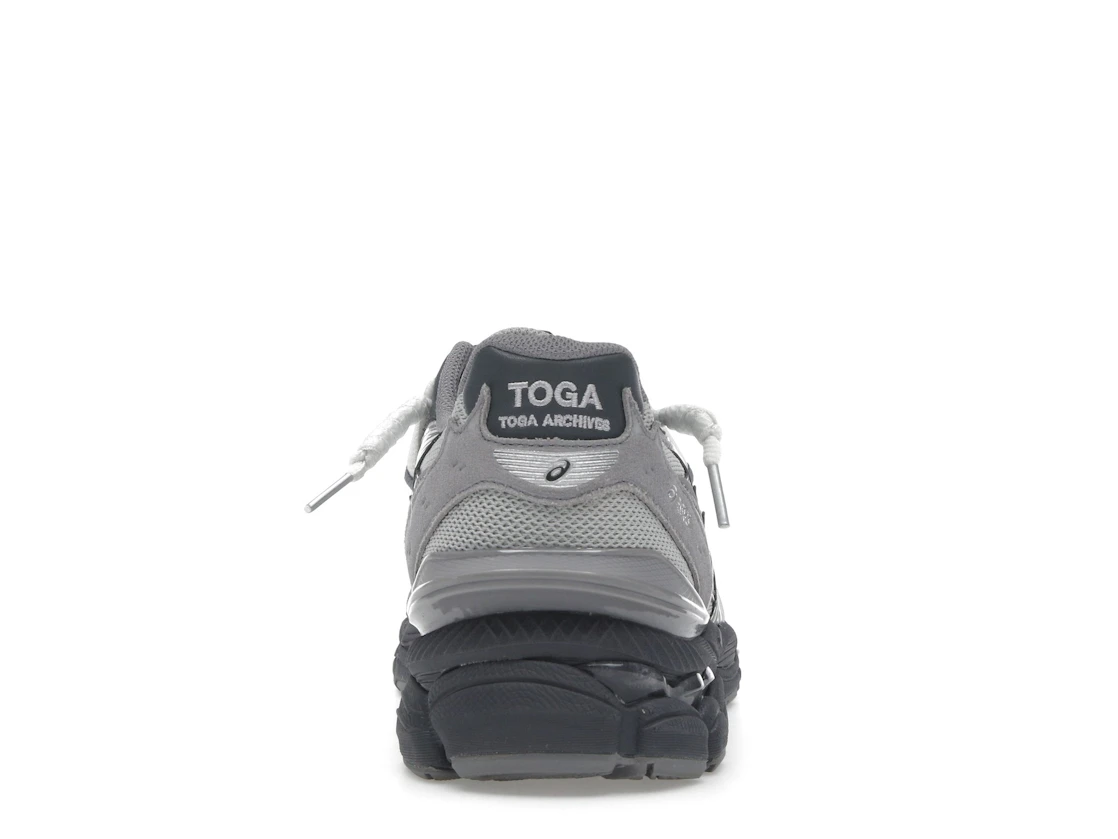 Vue 28 de ASICS Gel-Cumulus 16 TOGA Grey Black Pure Silver