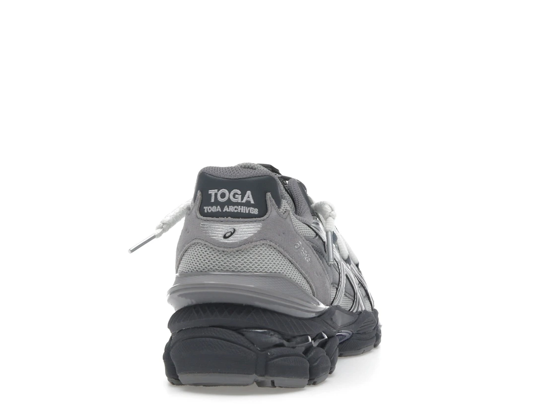 Vue 29 de ASICS Gel-Cumulus 16 TOGA Grey Black Pure Silver