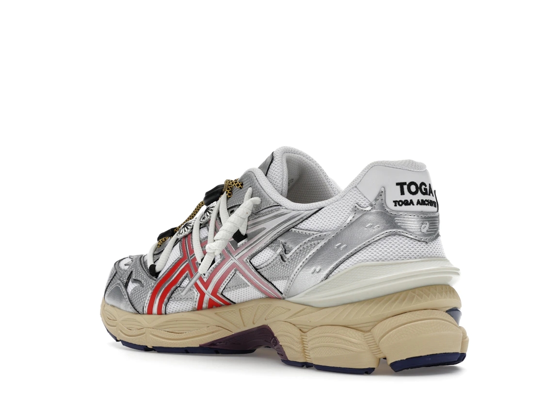 Vue 24 de ASICS Gel-Cumulus 16 TOGA White Red Pure Silver