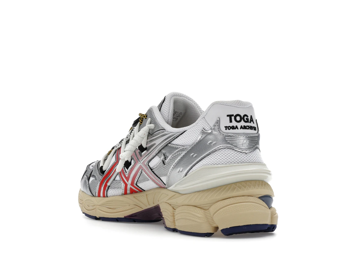 Vue 25 de ASICS Gel-Cumulus 16 TOGA White Red Pure Silver