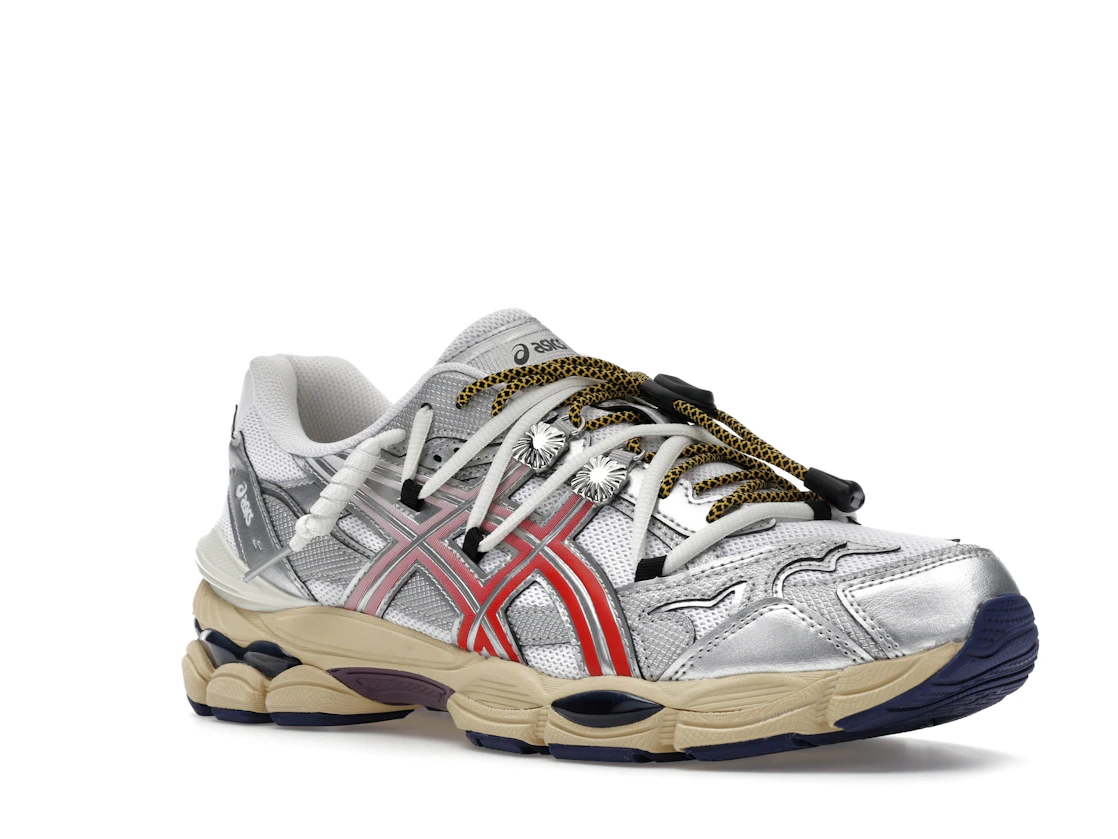 Vue 5 de ASICS Gel-Cumulus 16 TOGA White Red Pure Silver