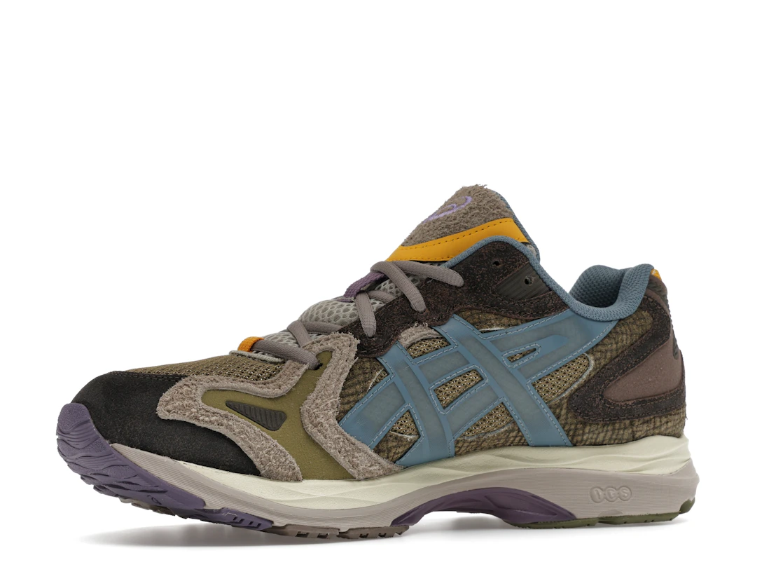 Vue 16 de ASICS Gel-K1011 Sneaker Politics Live Oak