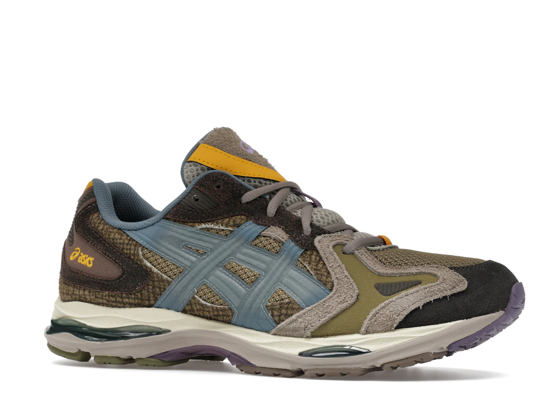 Vue 3 de ASICS Gel-K1011 Sneaker Politics Live Oak