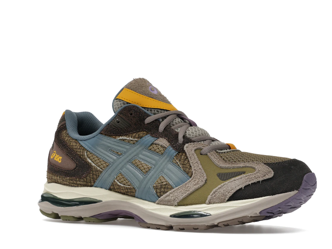Vue 4 de ASICS Gel-K1011 Sneaker Politics Live Oak