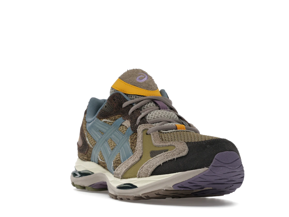 Vue 7 de ASICS Gel-K1011 Sneaker Politics Live Oak