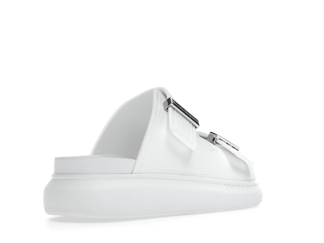 Vue 32 de Alexander McQueen Hybrid Buckled Rubber Sandals White 