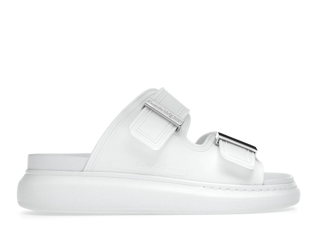 Vue 36 de Alexander McQueen Hybrid Buckled Rubber Sandals White 