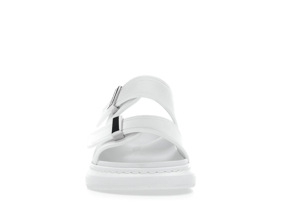 Vue 10 de Alexander McQueen Hybrid Buckled Rubber Sandals White 