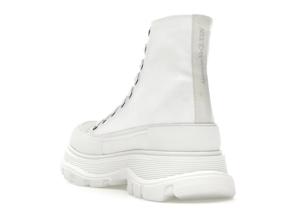 Vue 25 de Alexander McQueen Tread Slick Boot Canvas White White 