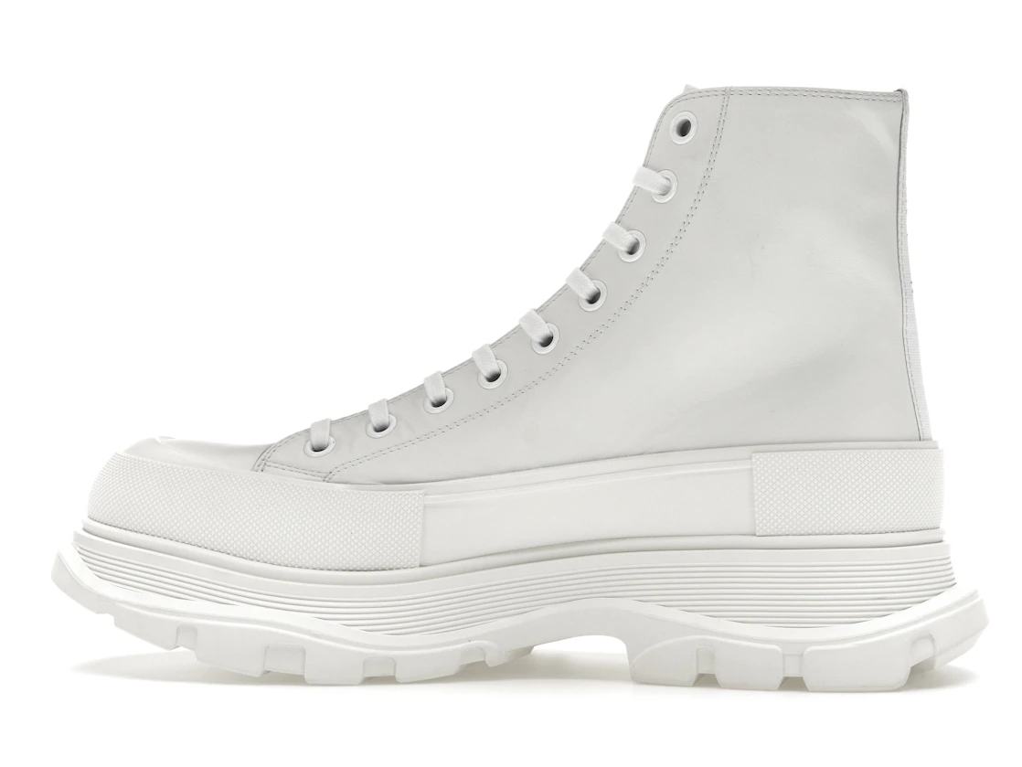Vue 20 de Alexander McQueen Tread Slick Boot Graffiti Optic White