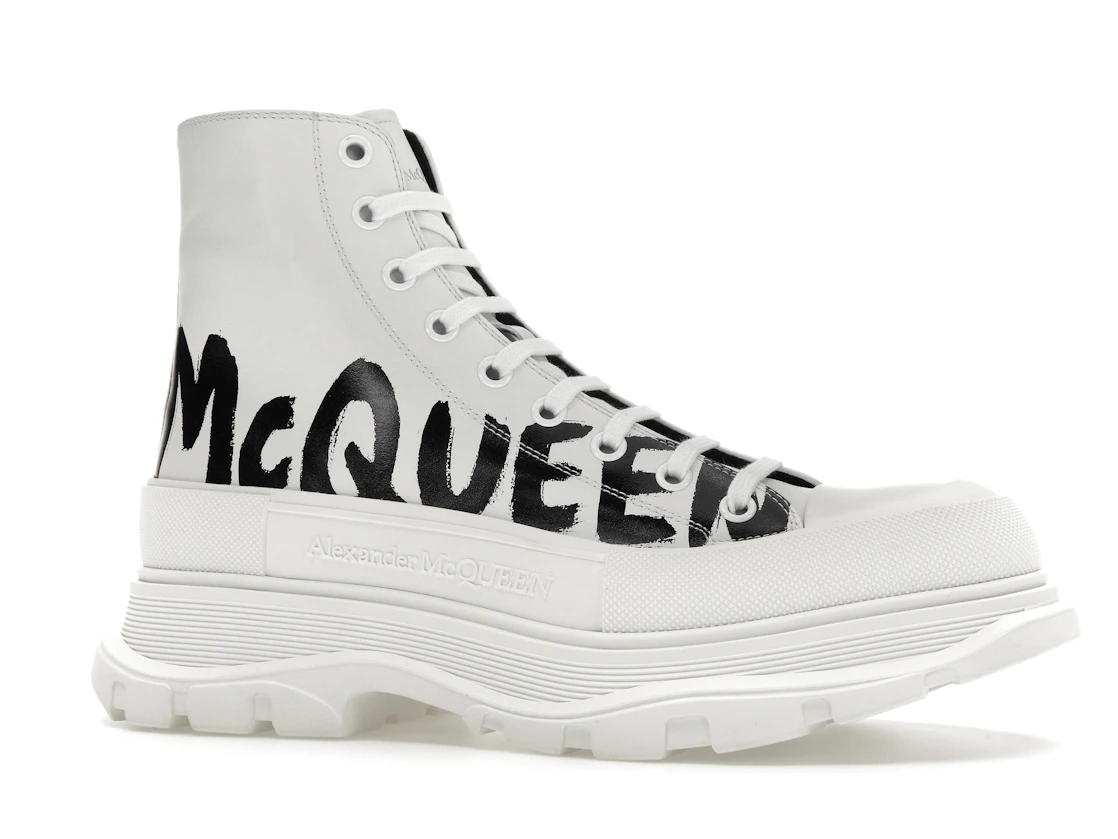 Vue 3 de Alexander McQueen Tread Slick Boot Graffiti Optic White
