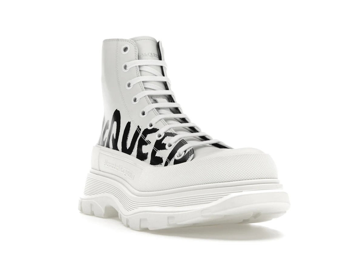 Vue 7 de Alexander McQueen Tread Slick Boot Graffiti Optic White