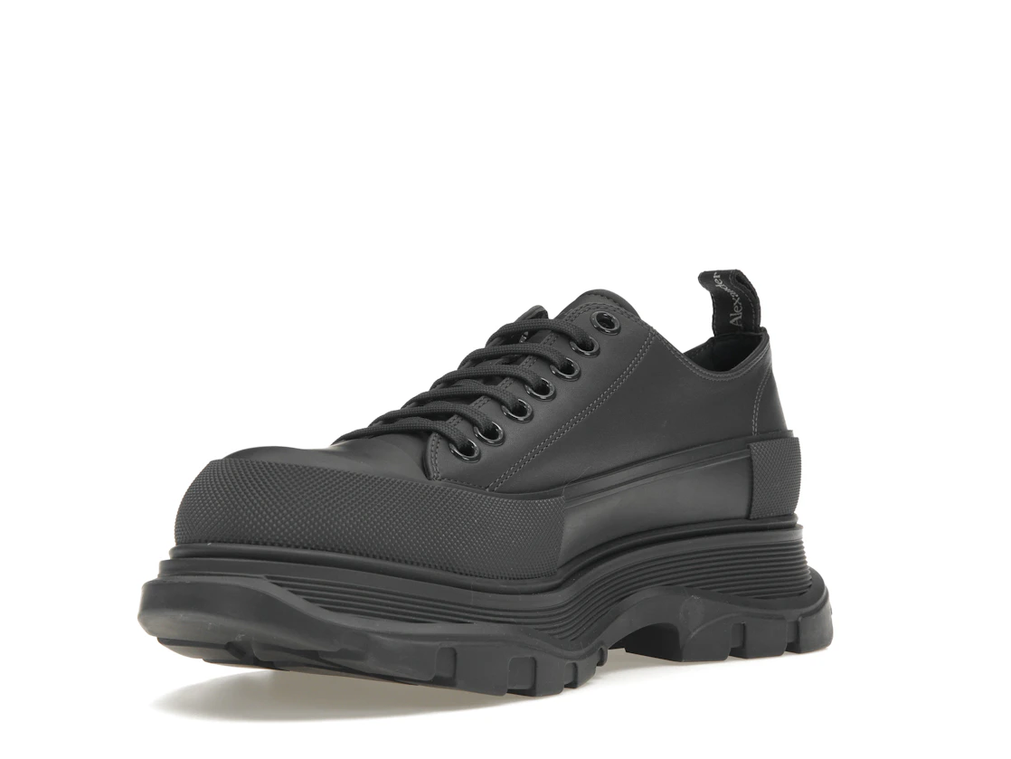 Vue 14 de Alexander McQueen Tread Slick Low Lace Up Leather Grey