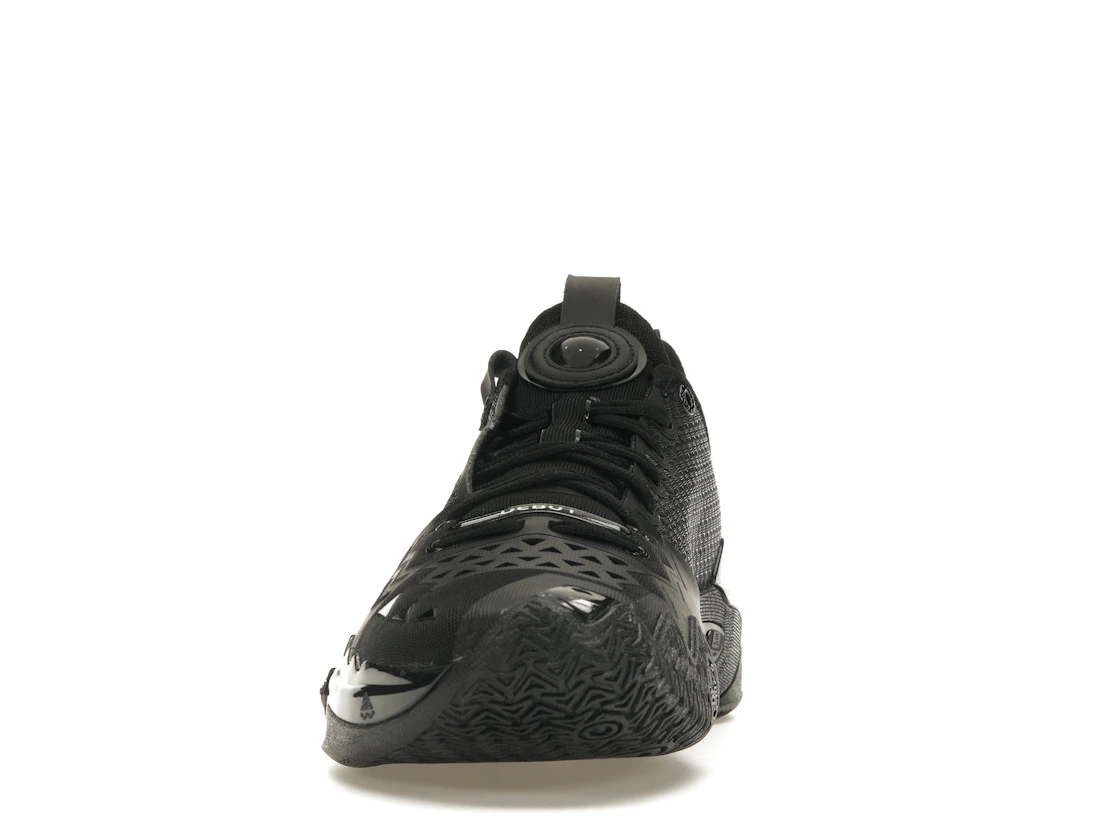 Vue 11 de Anta Shock Wave 5 Pro Kyrie Irving Black Knight