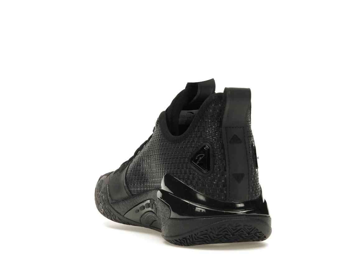 Vue 26 de Anta Shock Wave 5 Pro Kyrie Irving Black Knight