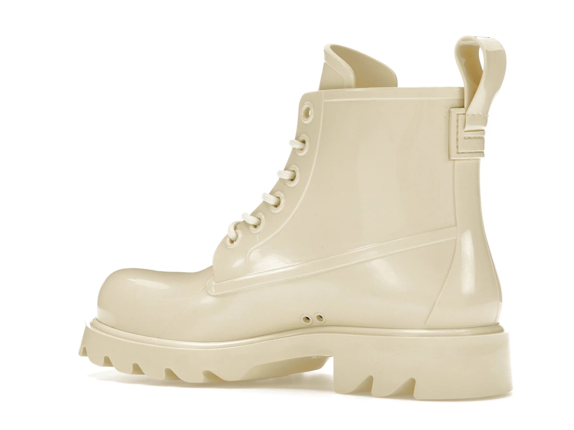 Vue 22 de Bottega Veneta Stride Lace-Up Ankle Boot Beige 