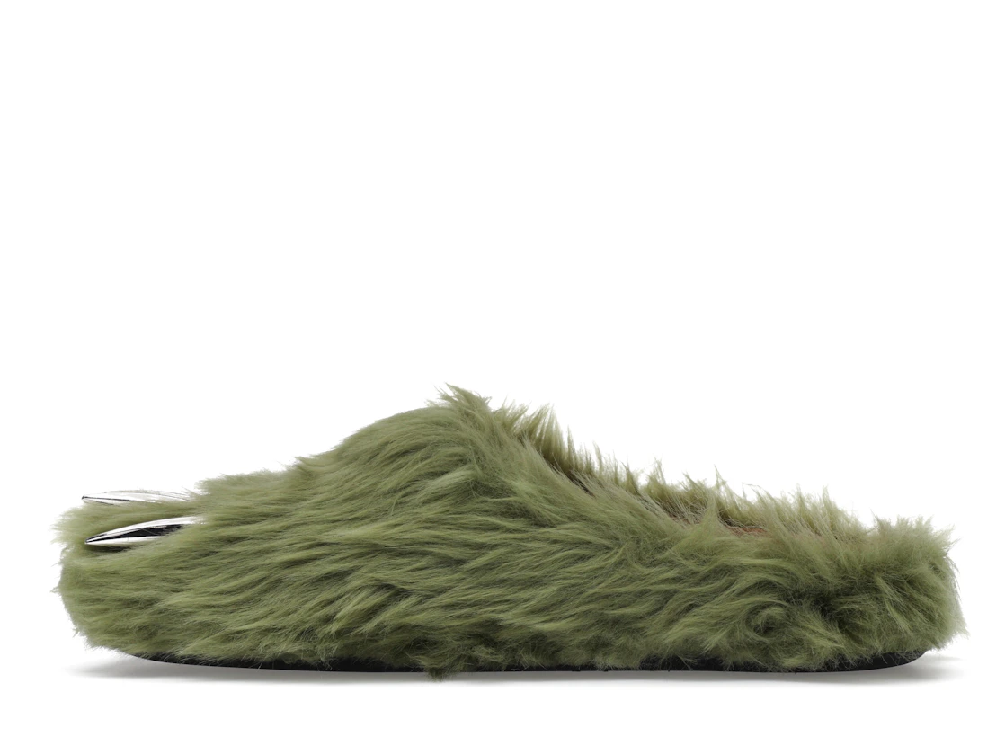 Vue 20 de Bravest Studios Bear Claw Mule Green