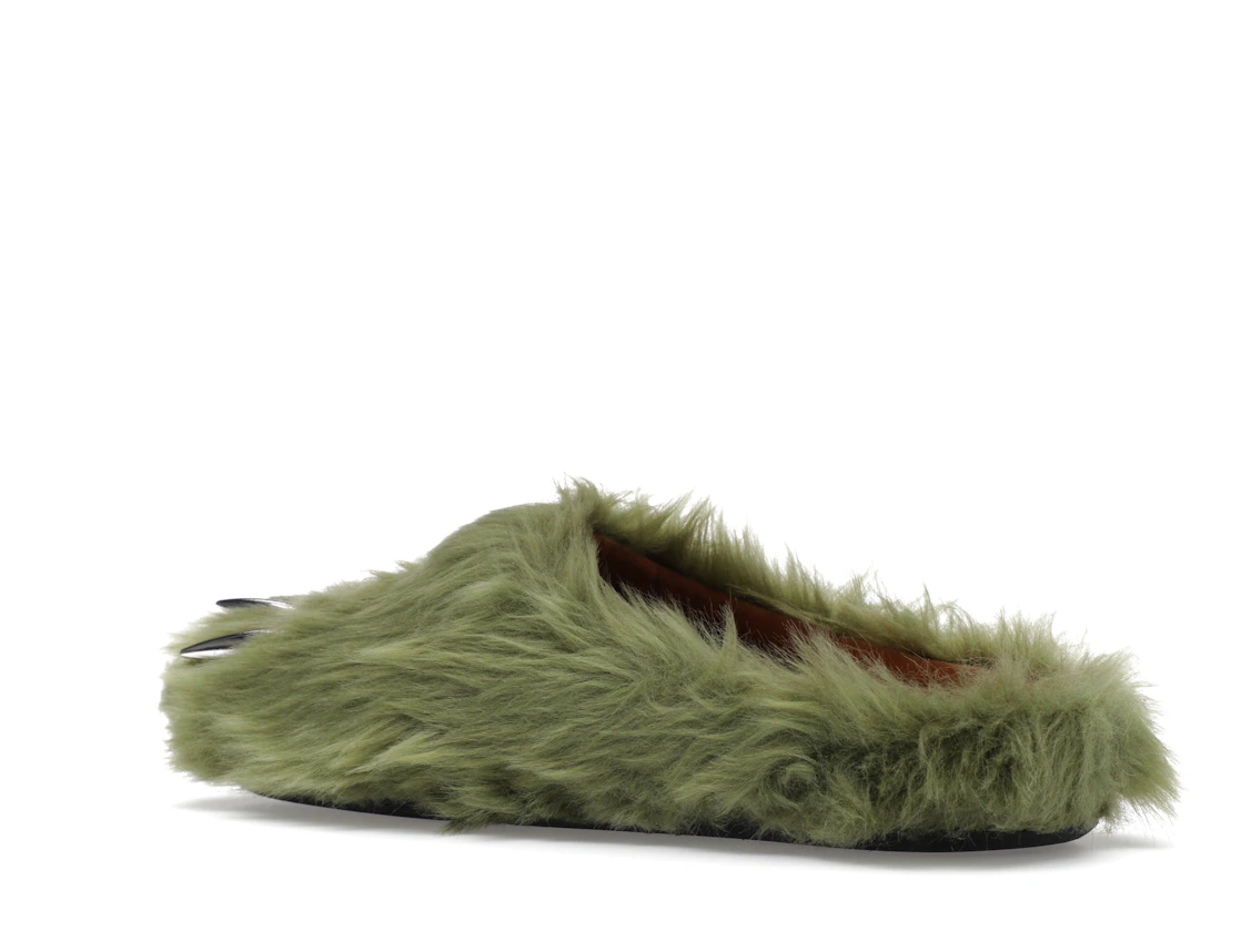 Vue 23 de Bravest Studios Bear Claw Mule Green