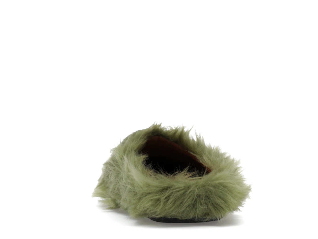 Vue 27 de Bravest Studios Bear Claw Mule Green