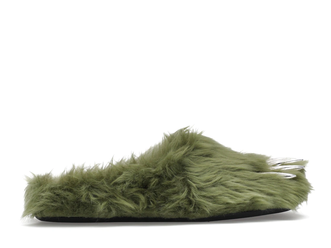 Vue 36 de Bravest Studios Bear Claw Mule Green
