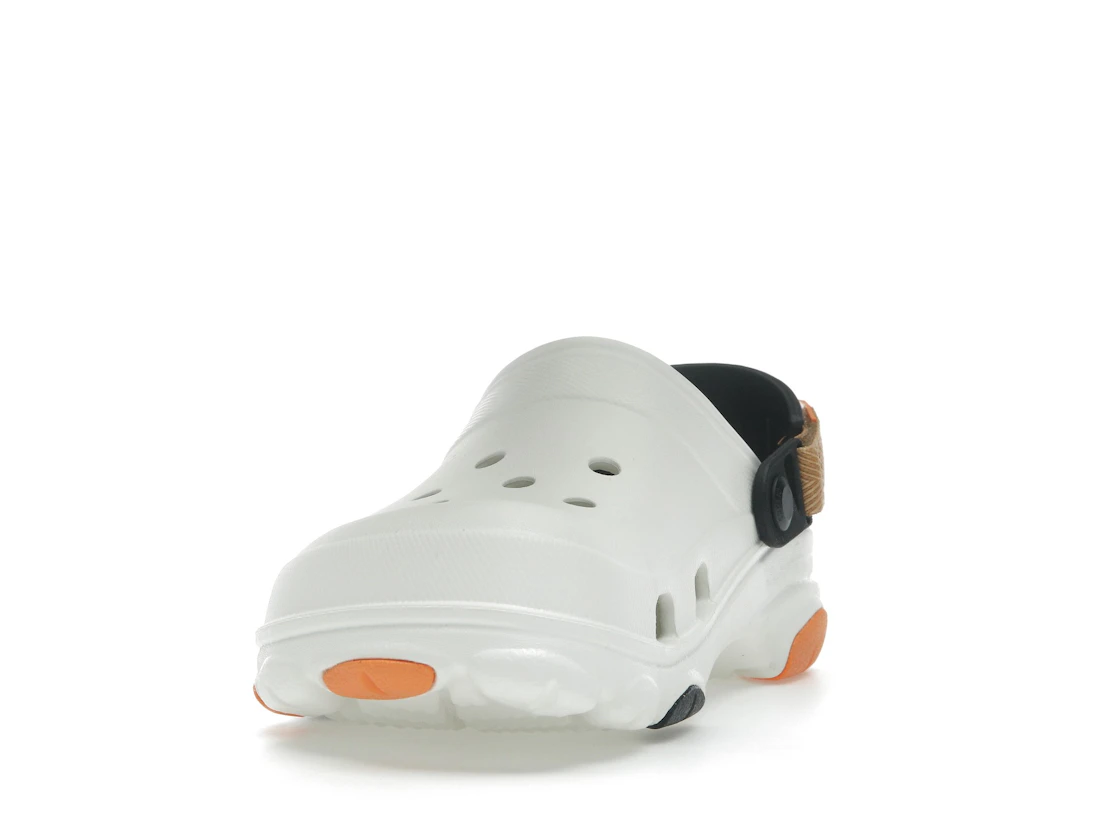 Vue 12 de Crocs Classic All-Terrain Clog White Orange