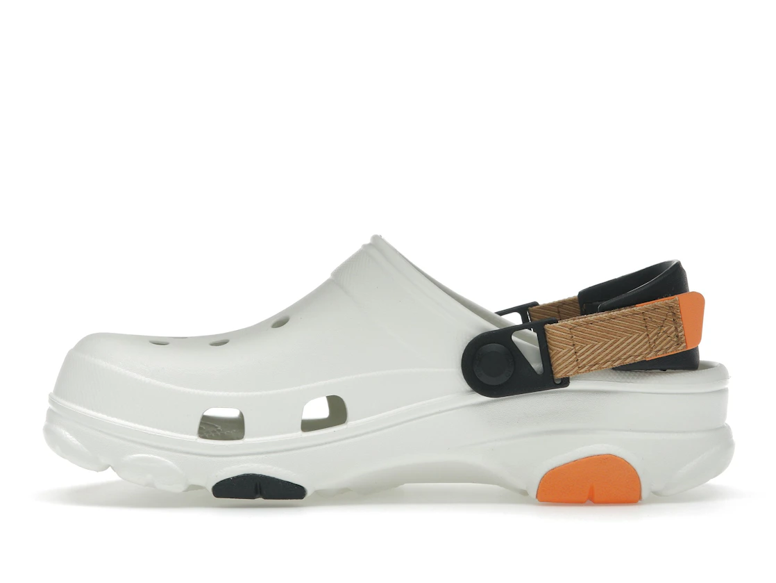 Vue 19 de Crocs Classic All-Terrain Clog White Orange