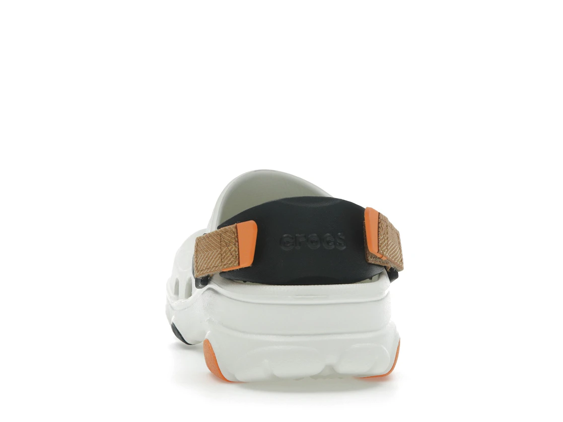 Vue 27 de Crocs Classic All-Terrain Clog White Orange