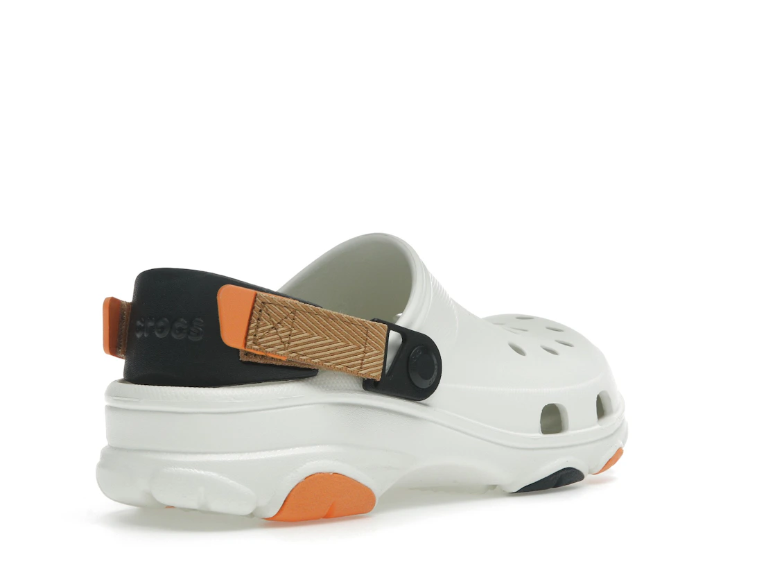 Vue 32 de Crocs Classic All-Terrain Clog White Orange