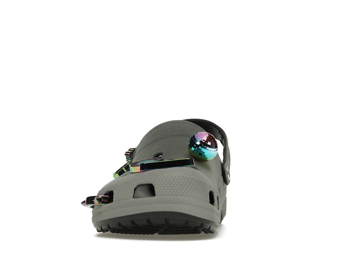 Vue 11 de Crocs Classic Clog Croc Day (2022)