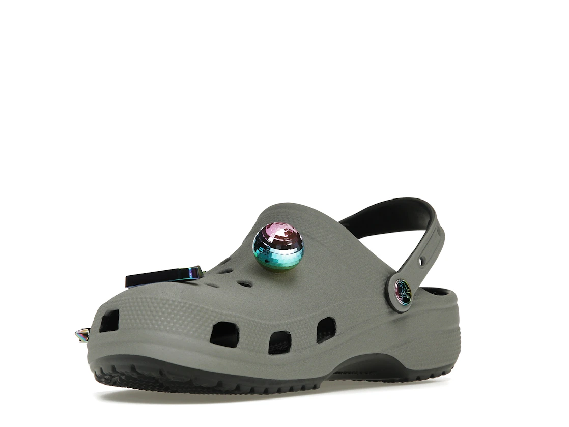 Vue 14 de Crocs Classic Clog Croc Day (2022)