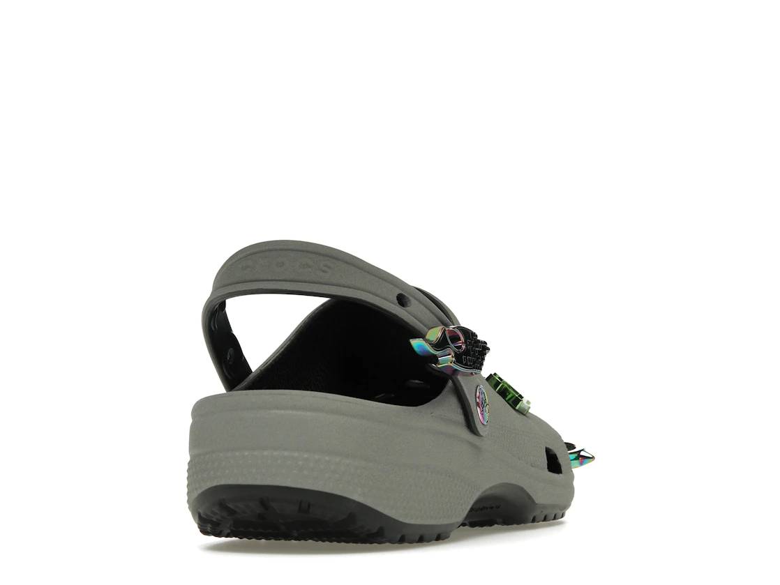 Vue 30 de Crocs Classic Clog Croc Day (2022)