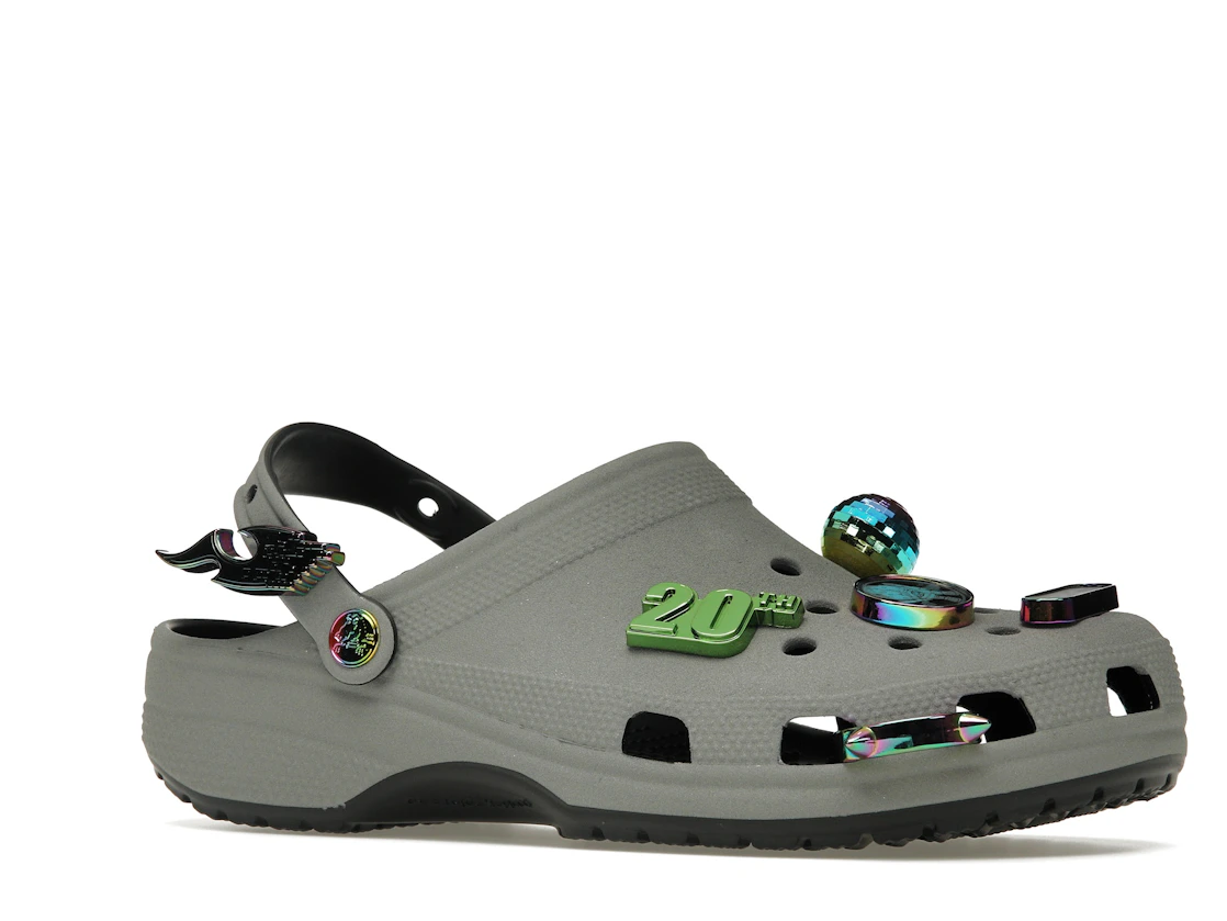 Vue 4 de Crocs Classic Clog Croc Day (2022)