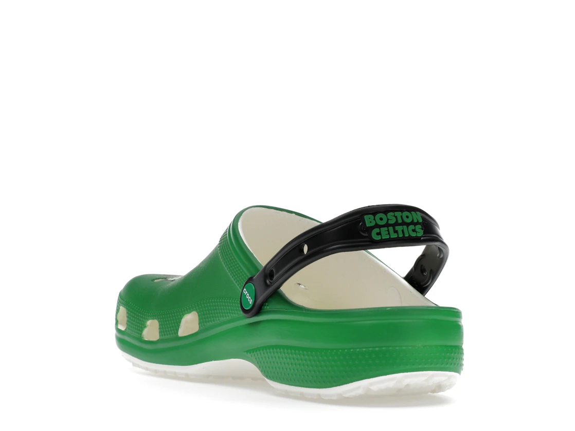 Vue 25 de Crocs Classic Clog NBA Boston Celtics