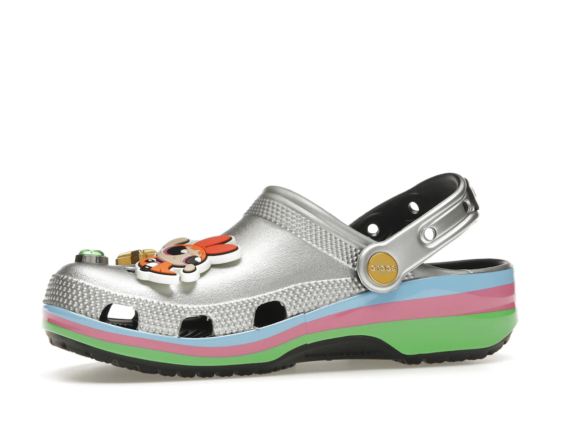 Vue 17 de Crocs Classic Clog The Powerpuff Girls