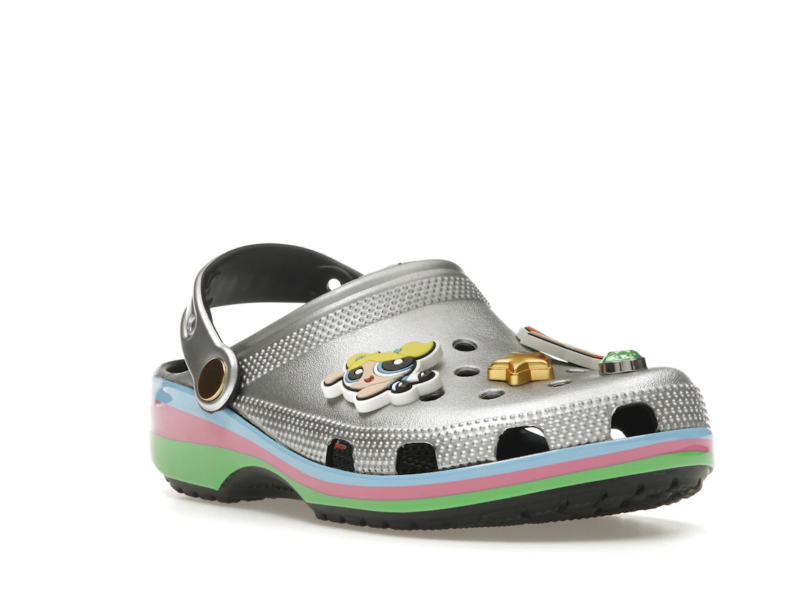Vue 6 de Crocs Classic Clog The Powerpuff Girls