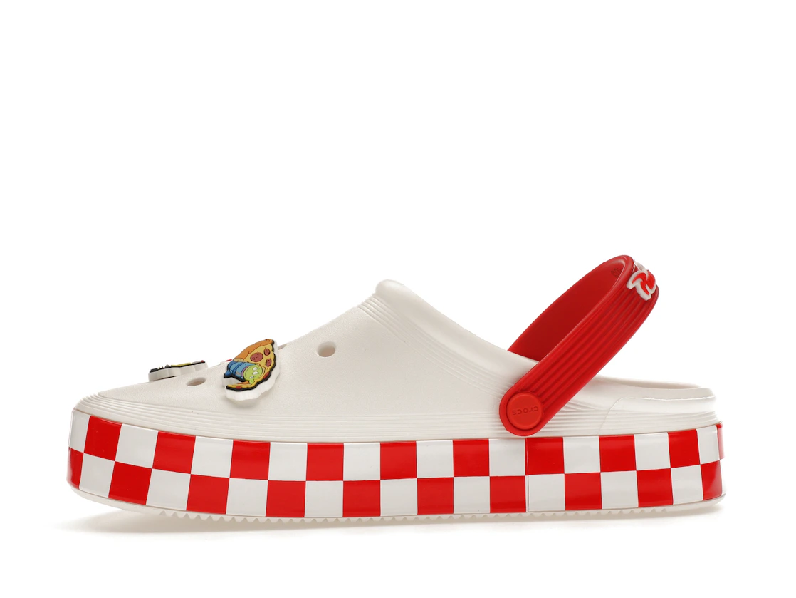Vue 18 de Crocs Off Court Clog Toy Story Pizza Planet