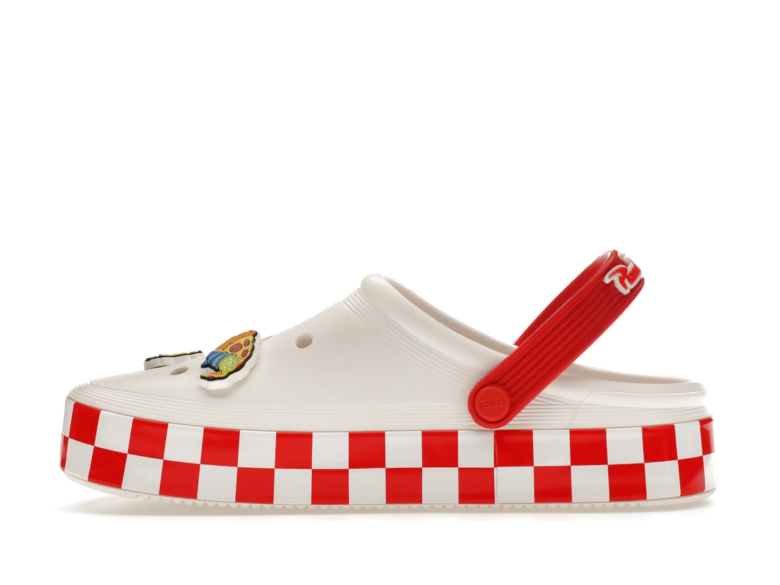 Vue 19 de Crocs Off Court Clog Toy Story Pizza Planet
