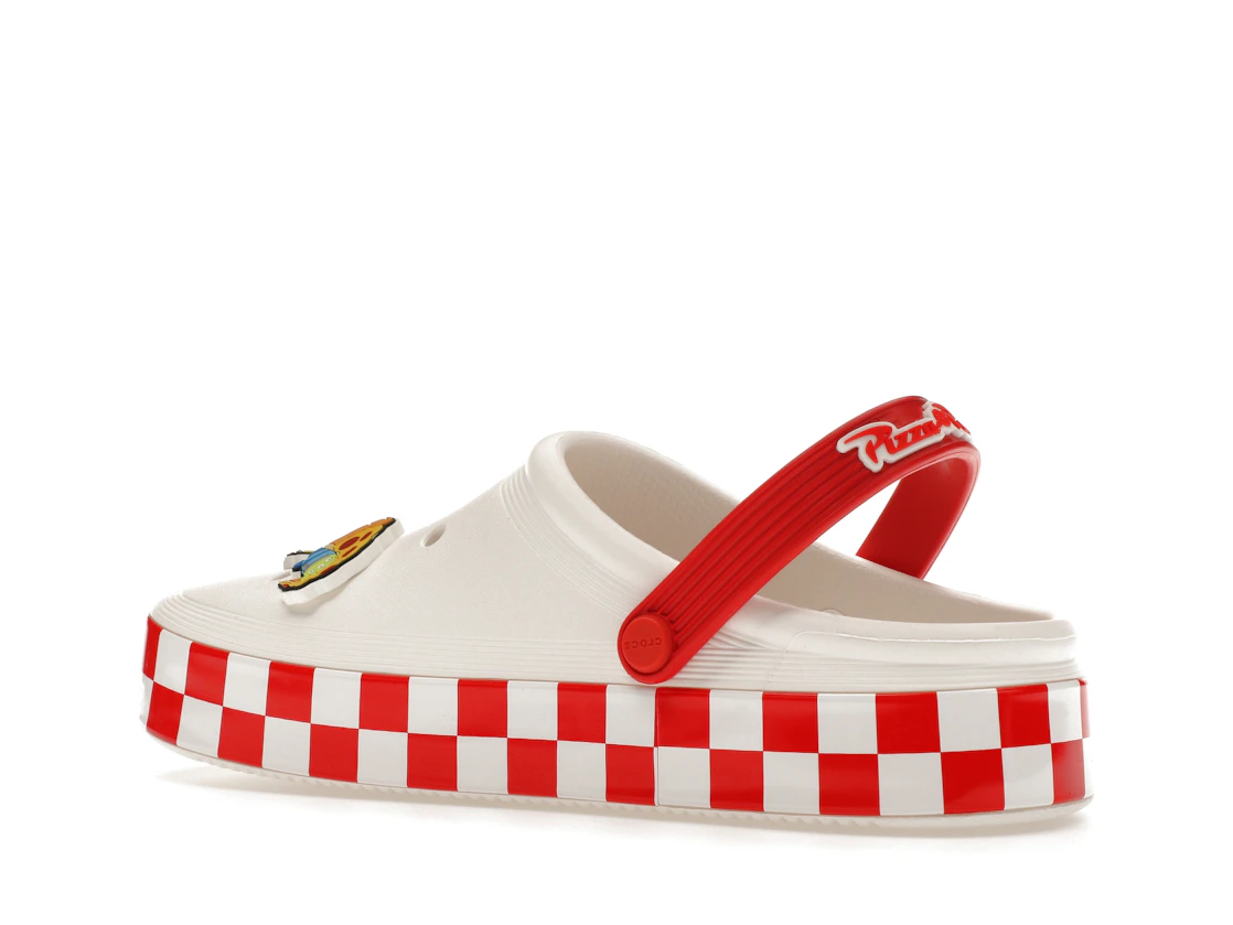 Vue 22 de Crocs Off Court Clog Toy Story Pizza Planet