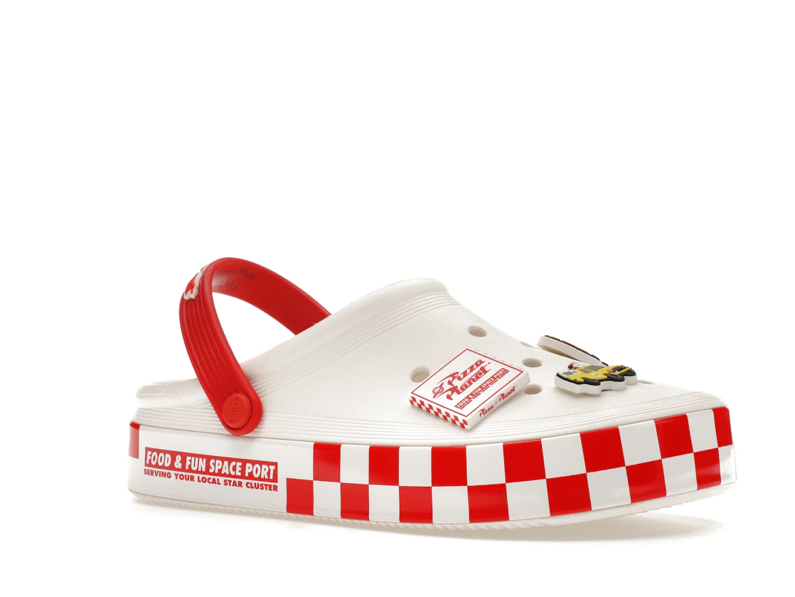 Vue 4 de Crocs Off Court Clog Toy Story Pizza Planet