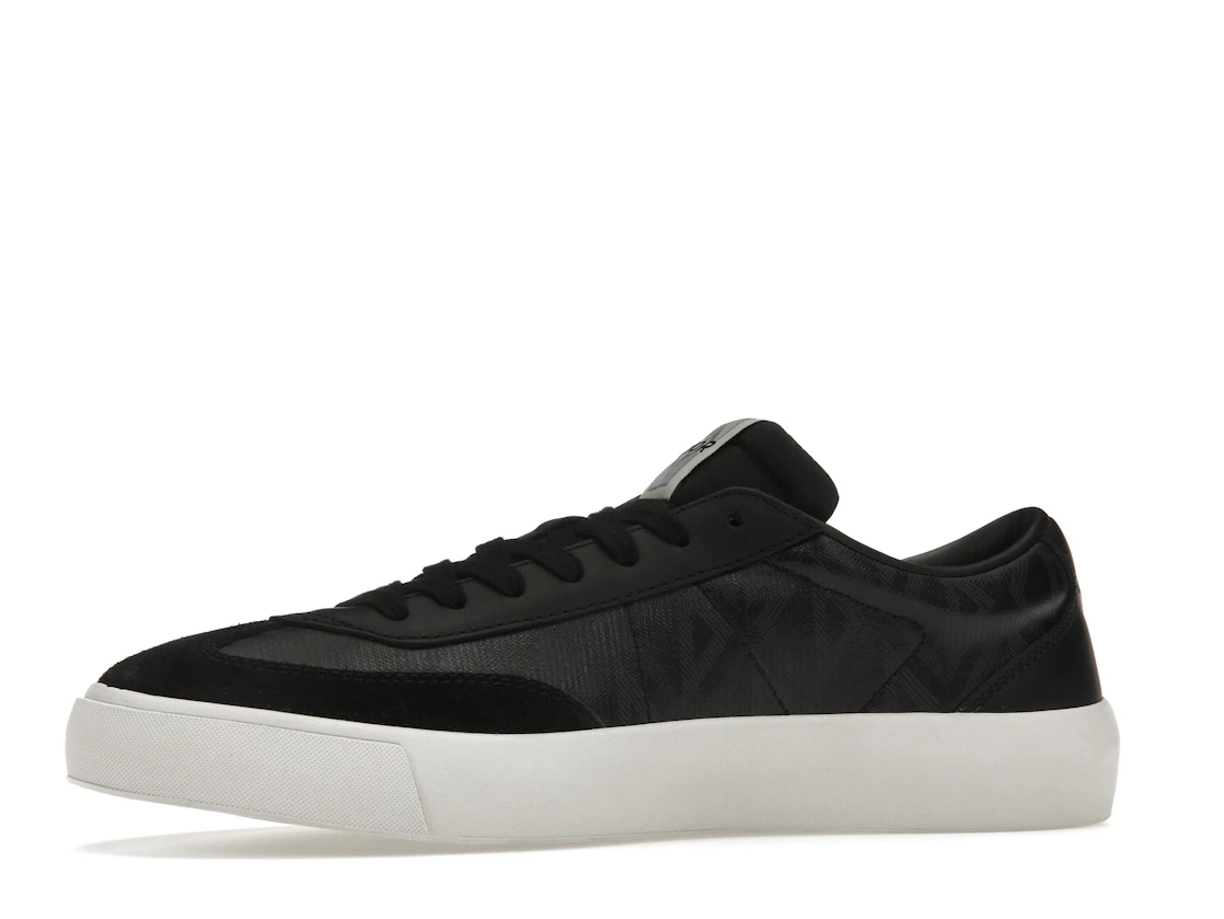 Vue 17 de Dior B101 Black CD Diamond Nubuck Calfskin