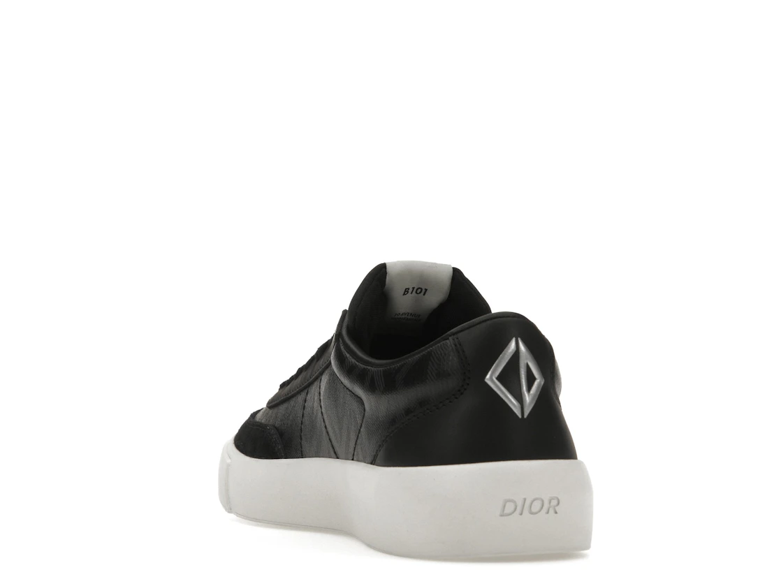 Vue 26 de Dior B101 Black CD Diamond Nubuck Calfskin