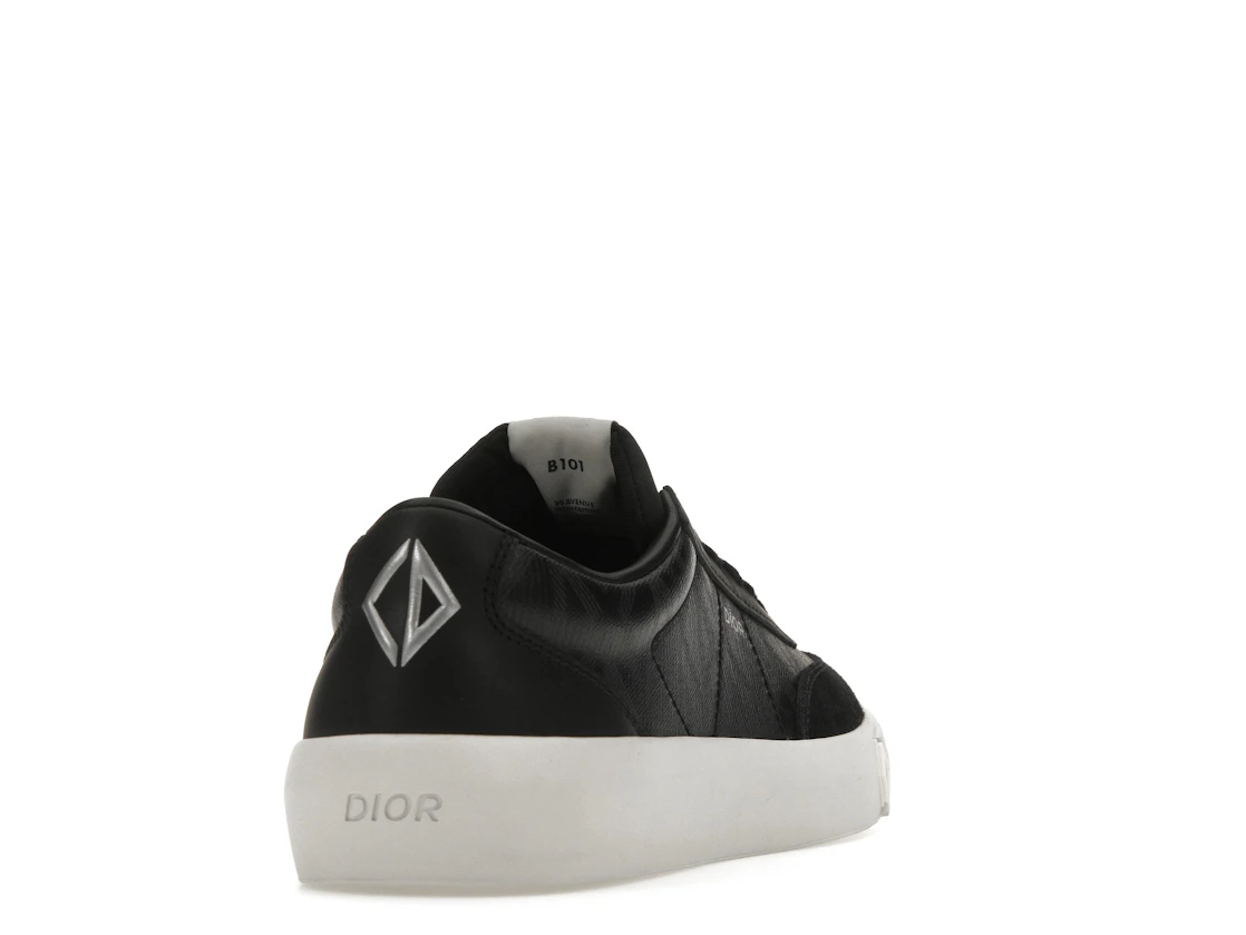 Vue 30 de Dior B101 Black CD Diamond Nubuck Calfskin