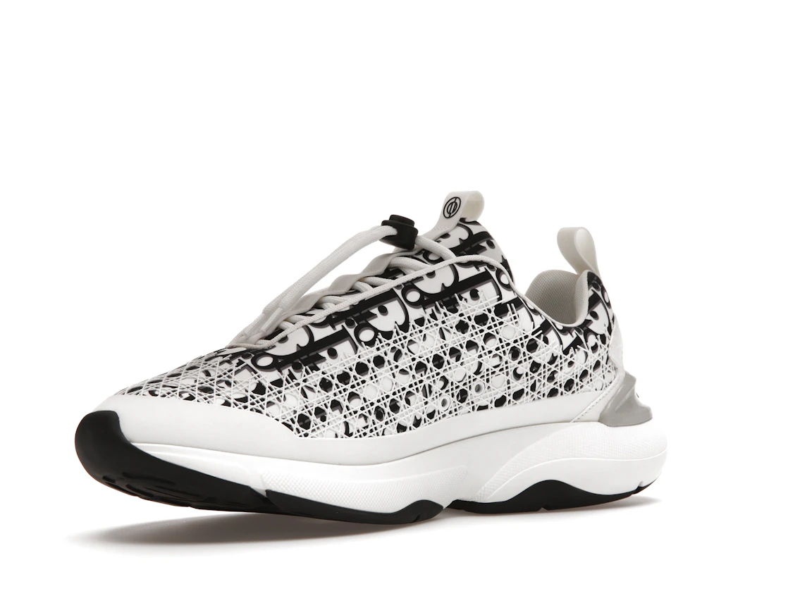 Vue 15 de Dior B24 Oblique Cannage Motif White