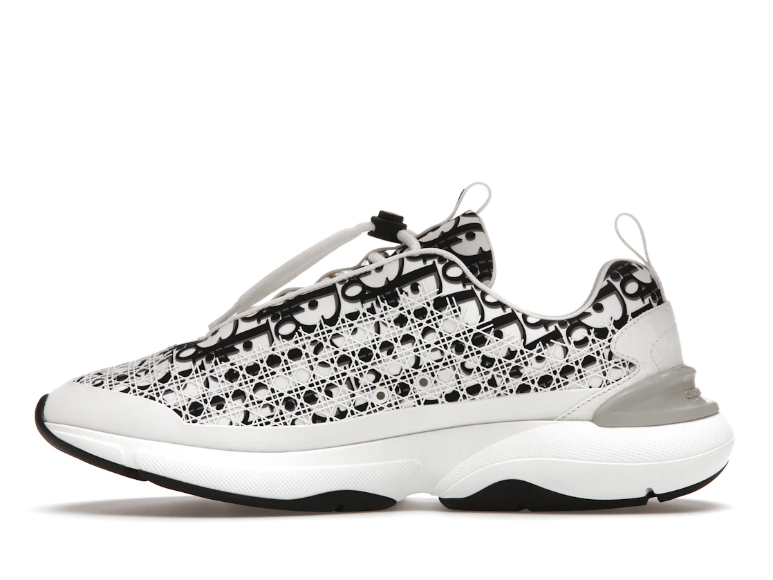 Vue 19 de Dior B24 Oblique Cannage Motif White