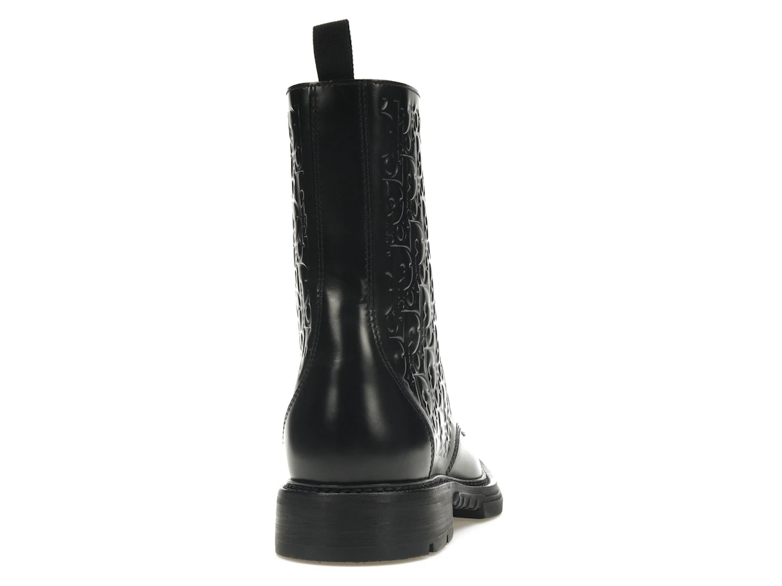 Vue 29 de Dior Explorer 2 Boots Black Dior Oblique Embossed